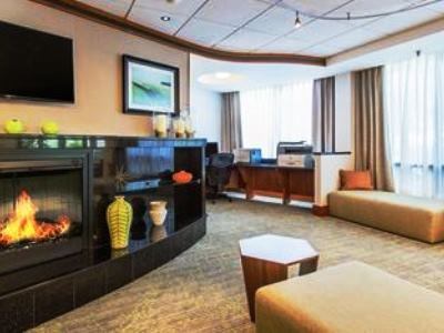 Hampton Hotel