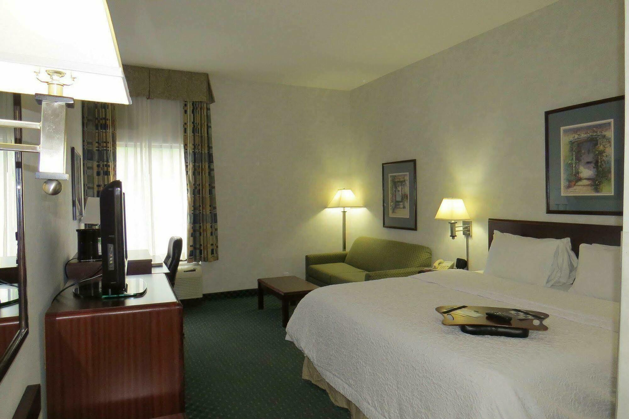 Hampton Hotel